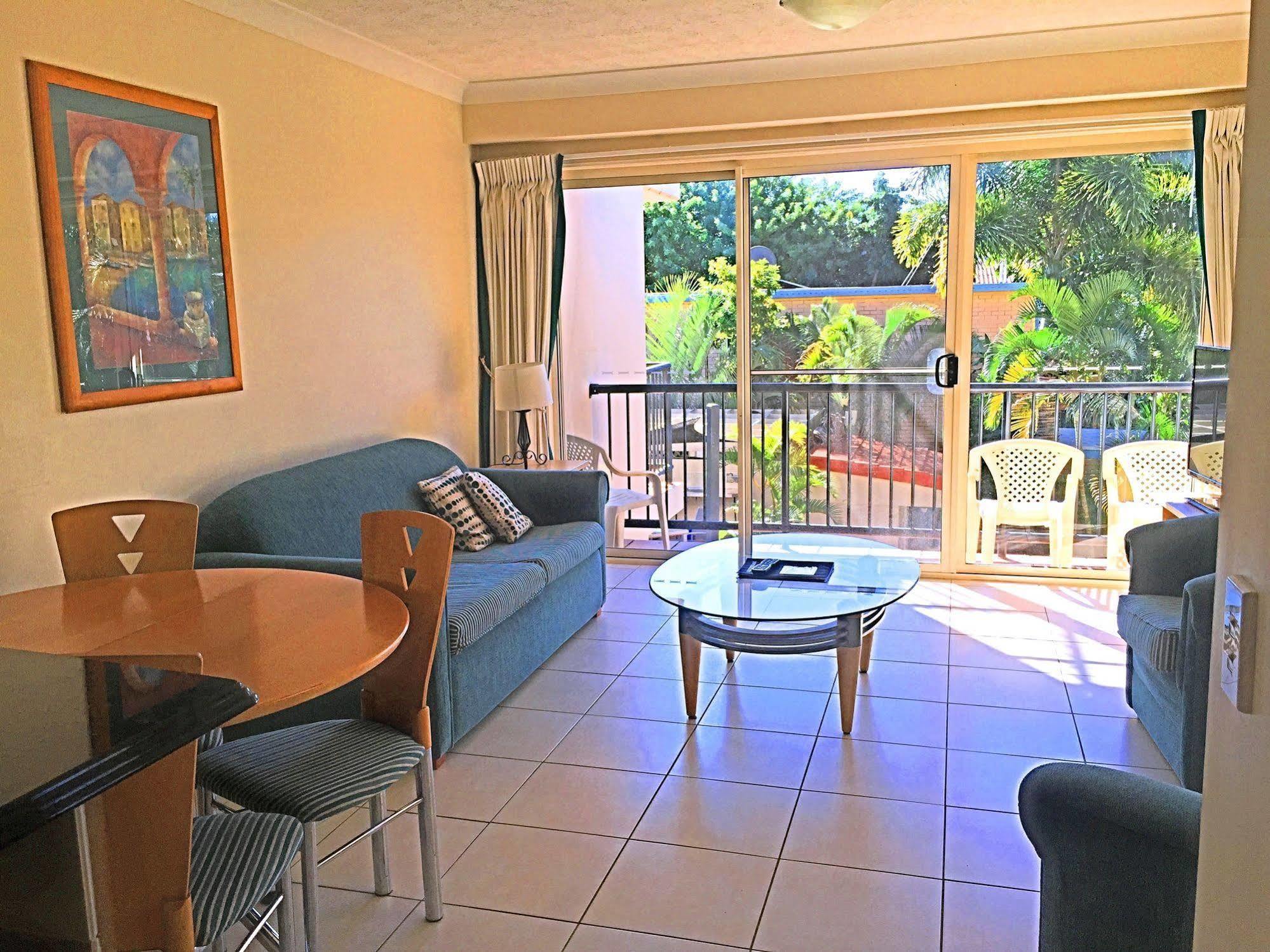 Sunset Island Resort Gold Coast Exterior photo